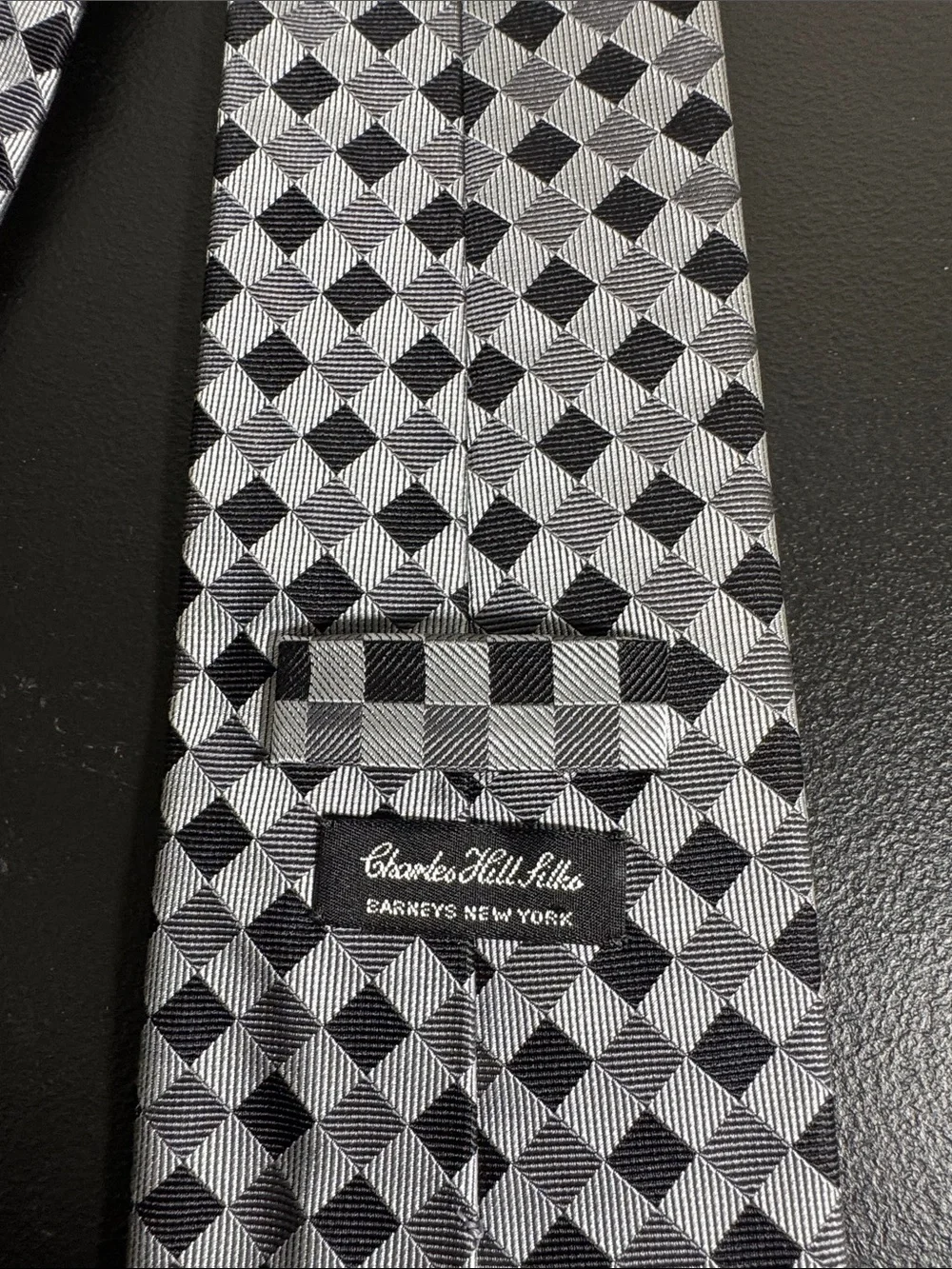 Charles Hill Silk mens silver black diamond pattern 100% silk luxury tie EUC